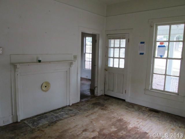 346 Chestnut Ave, Kannapolis, NC 28081