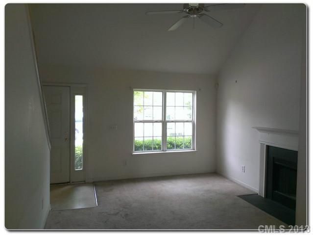 2805 Reid Meadows Dr, Charlotte, NC 28208