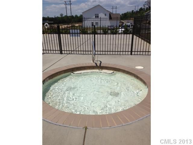 908 Cassidy Dr, Gastonia, NC 28054