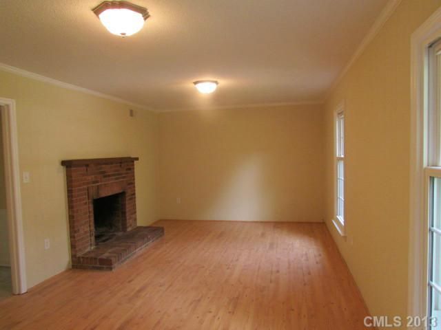 7423 Broken Oak Rd, Charlotte, NC 28226