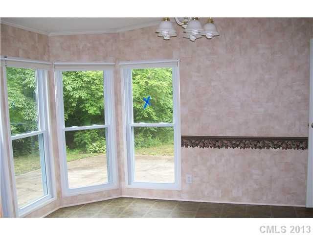 5514 Stony Point Ct, Newton, NC 28658