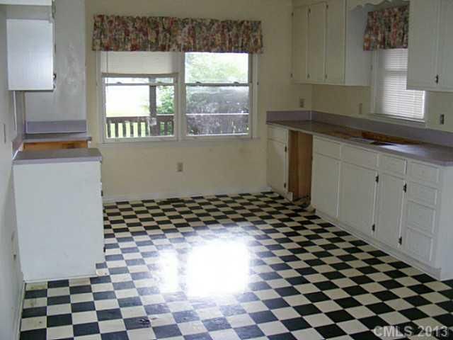 2914 Moose Gantt Trl, Crouse, NC 28033