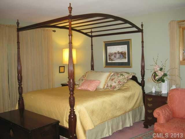 170 Butternut Rd, Troutman, NC 28166