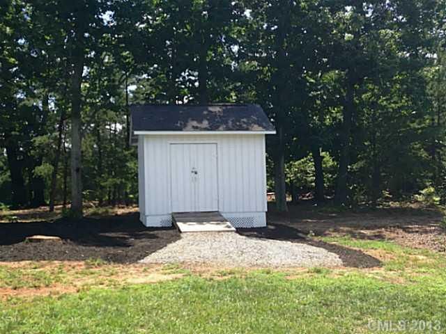 1452 Willow Ridge Rd, Lincolnton, NC 28092