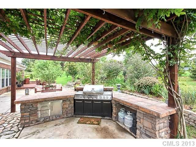 2111 Goddard Way, Waxhaw, NC 28173