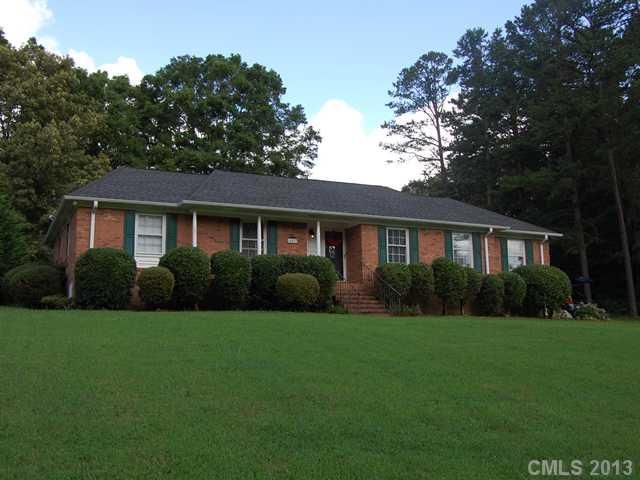 14037 Horseback Cir, Matthews, NC 28105
