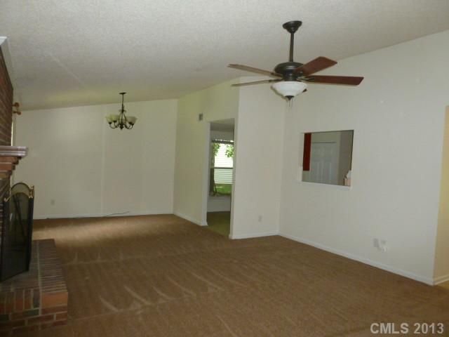 1931 Winsted Ct, Charlotte, NC 28262