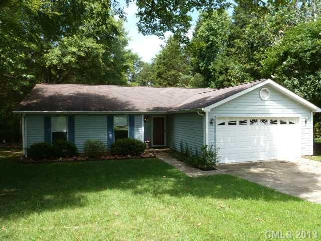1931 Winsted Ct, Charlotte, NC 28262
