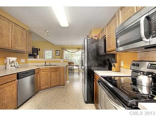 6609 Blythedale Dr, Charlotte, NC 28213