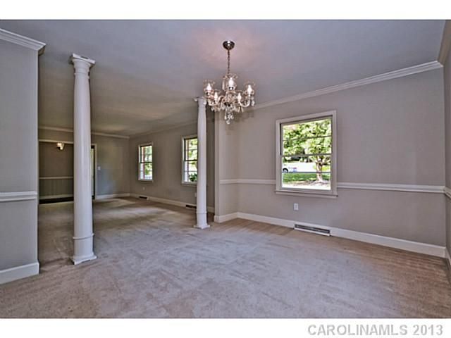 1056 Paramount Cir, Gastonia, NC 28052