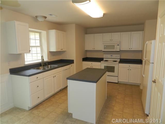 1427 Juniper Hills Ln, Fort Mill, SC 29707