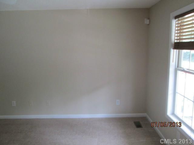 2046 Samantha Dr, Kannapolis, NC 28083