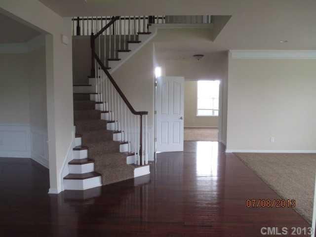 1044 SW Hearth Ln, Concord, NC 28025