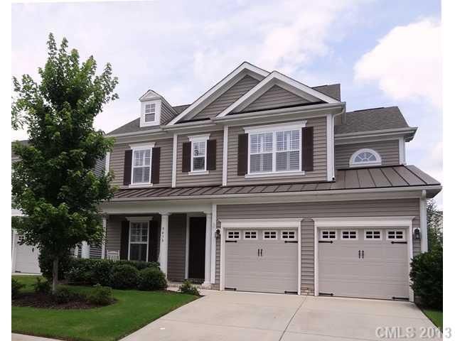 9430 Ridgeforest Dr, Charlotte, NC 28277