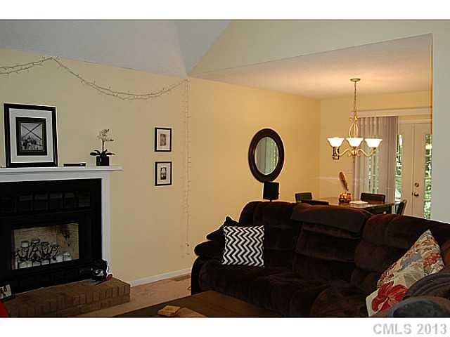 7502 Nutmeg Ln #7, Charlotte, NC 28227