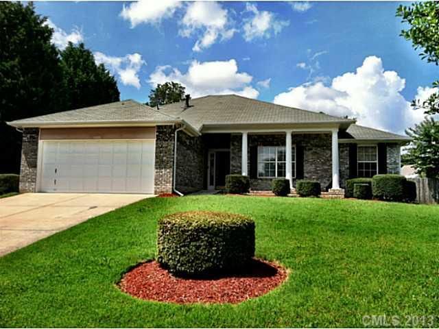 3205 Bracey Ct, Matthews, NC 28105