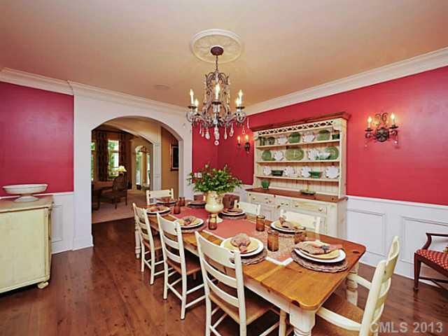 8961 Warwicke Ln, Sherrills Ford, NC 28673