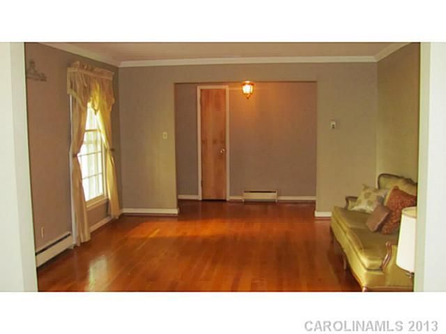 1125 Elliott Rd, Charlotte, NC 28216