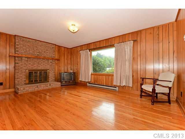 104 Larkfield Dr, Waxhaw, NC 28173