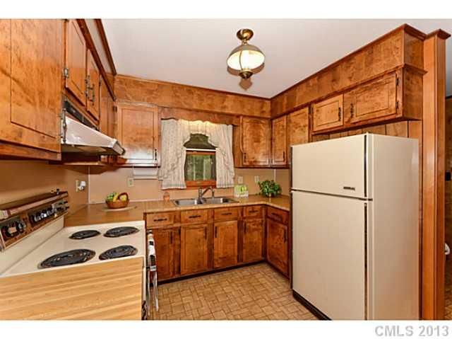 104 Larkfield Dr, Waxhaw, NC 28173