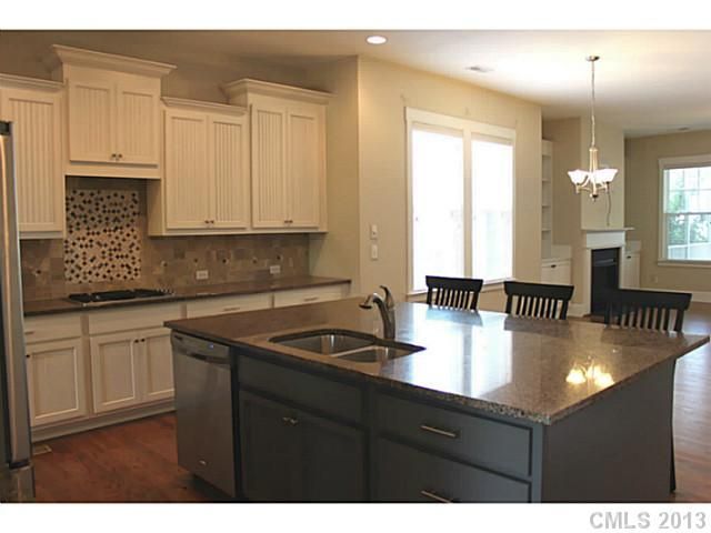 12829 Jacks Ln, Pineville, NC 28134