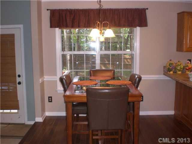 2387 Mill House Ln, Matthews, NC 28104