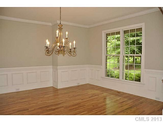 199 Spring Forest Dr, Statesville, NC 28625