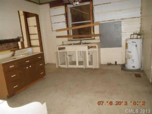 138 S Cloudman St, Charlotte, NC 28208