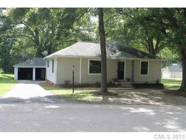 1211 Pless St, Concord, NC 28027