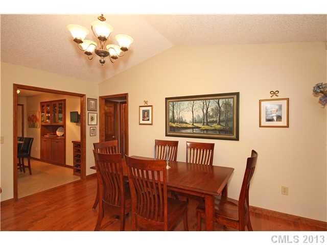 139 State Park Rd, Troutman, NC 28166