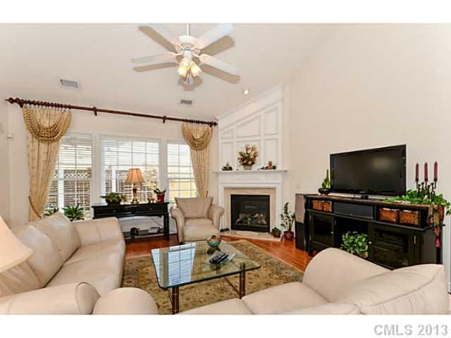 15203 Arleta Cir #102, Charlotte, NC 28277