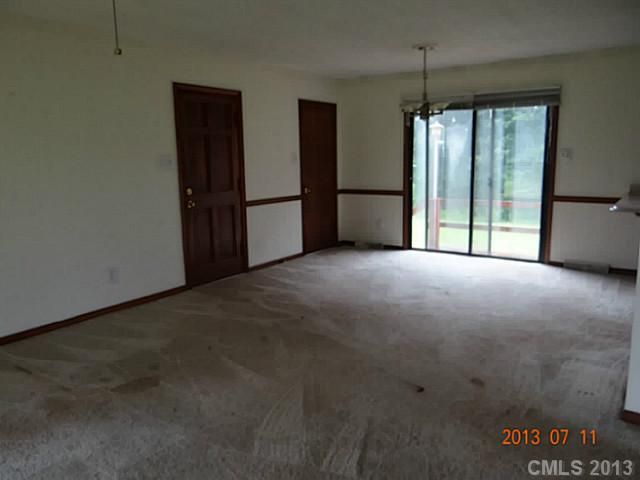 638 Old Mountain Rd, Statesville, NC 28677