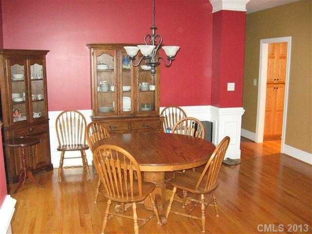 4233 Cheshire Glen Dr, Monroe, NC 28110