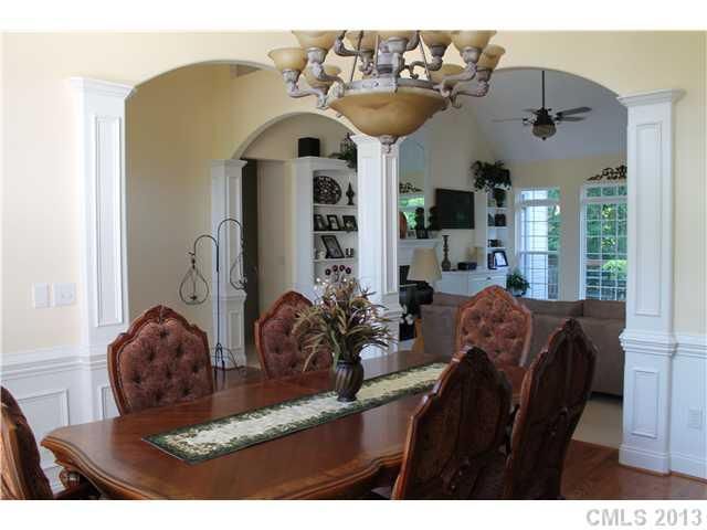 2419 Potter Downs Dr, Waxhaw, NC 28173