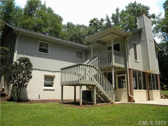 813 Carolyn Dr, Concord, NC 28025