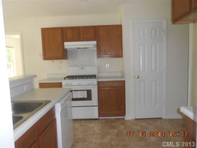 9904 Austin Samuel Pl, Charlotte, NC 28214