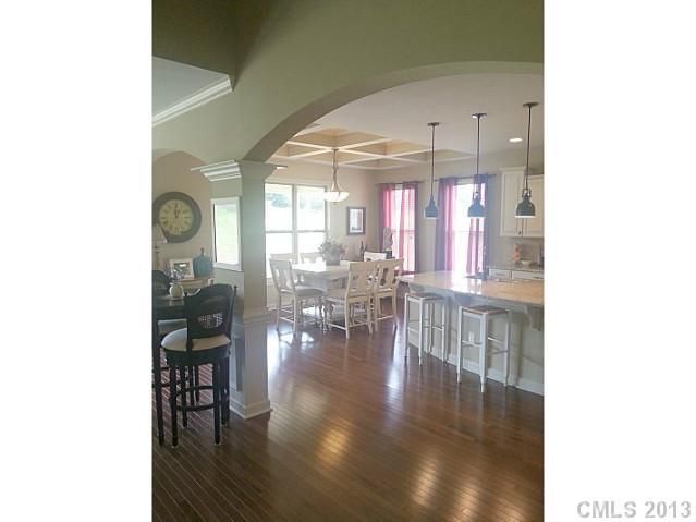 709 Five Leaf Ln, Waxhaw, NC 28173