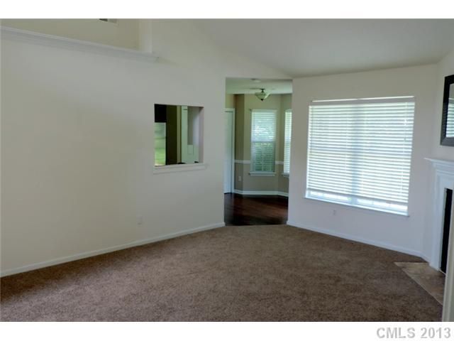 7337 Starvalley Dr #9, Charlotte, NC 28210