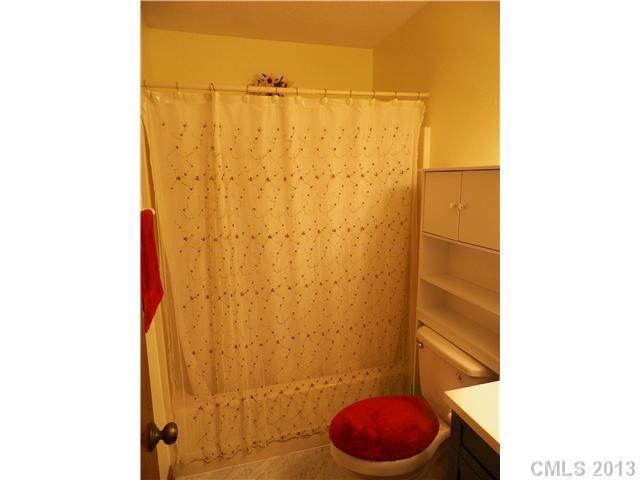 706 Gladedale Ln, Monroe, NC 28110