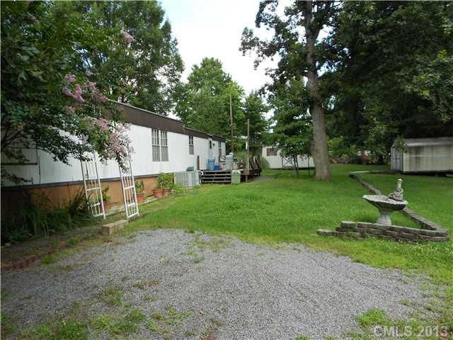 1107 Shady Cir, Kannapolis, NC 28081