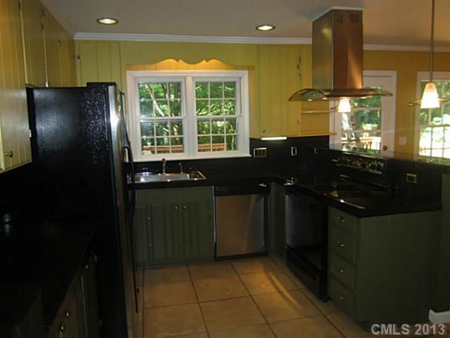 518 Seneca Pl, Charlotte, NC 28210