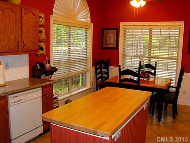 12000 Hanway Ct, Charlotte, NC 28273