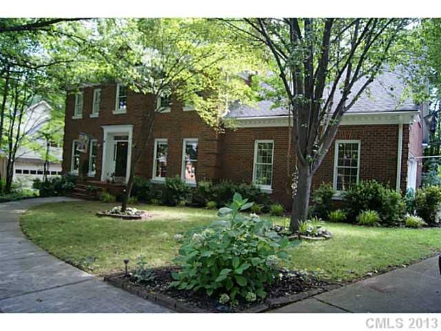 9323 Sardis Glen Dr, Matthews, NC 28105