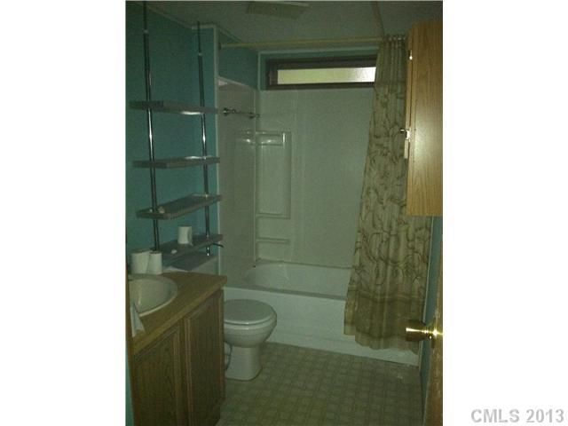 111 Starlight Dr, Lincolnton, NC 28092