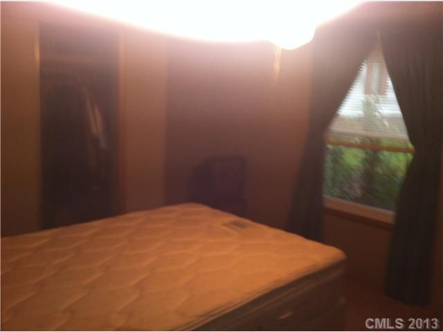111 Starlight Dr, Lincolnton, NC 28092