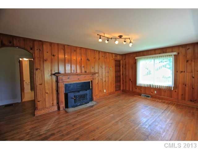 1204 Goodman Rd, Charlotte, NC 28214
