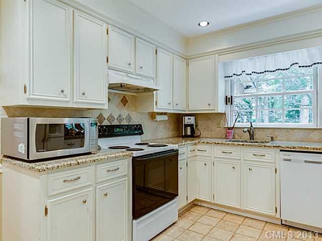 5919 Gate Post Rd, Charlotte, NC 28211
