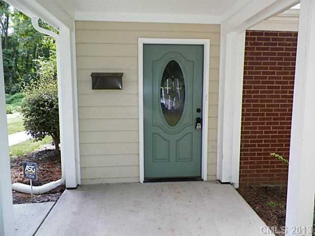 231 Fannie Cir, Charlotte, NC 28205