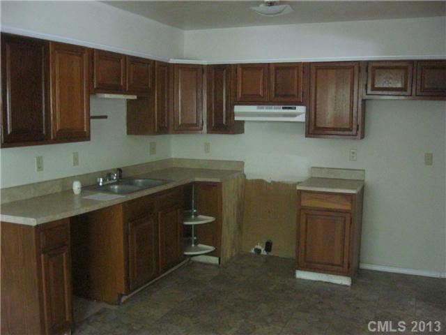 5511 Wallace Ave, Charlotte, NC 28212