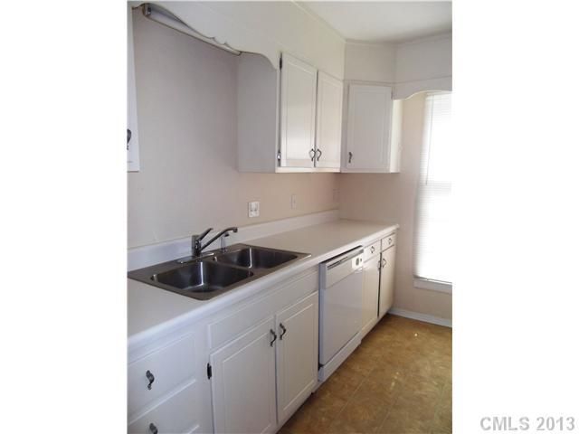 8416 Knights Bridge St #-, Charlotte, NC 28210